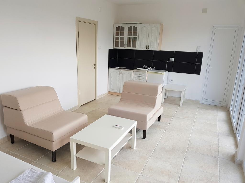 סוטומורה In Villa Guesthouse מראה חיצוני תמונה